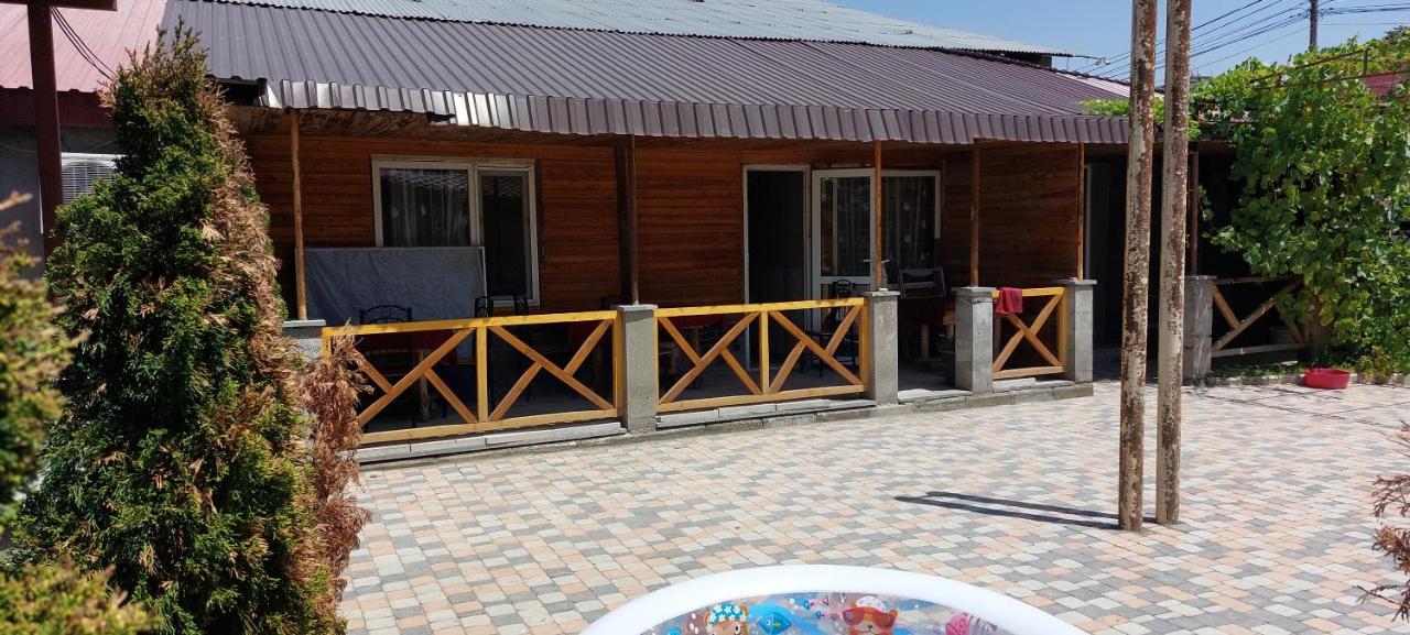 Arba Hotel Erivan Exterior foto